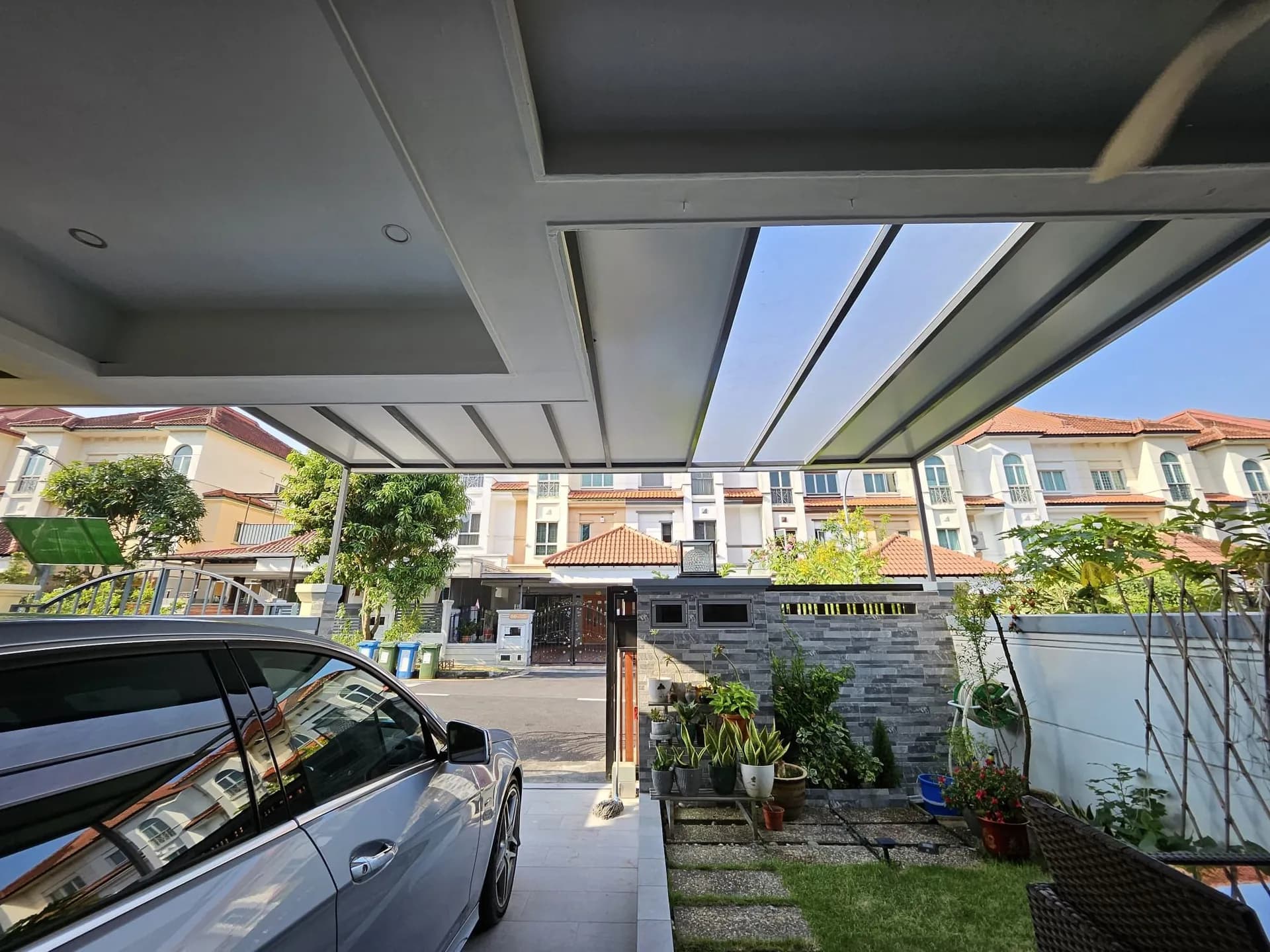 Full Cassette Awnings